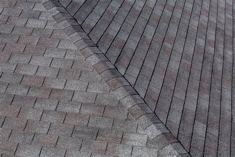 5 Advantages to Installing Asphalt Shingles