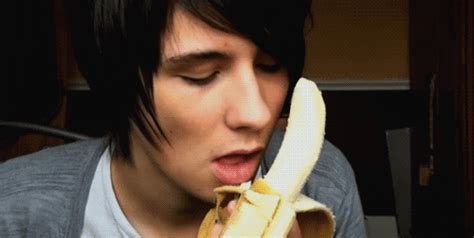 Banana Eating GIF - Find & Share on GIPHY