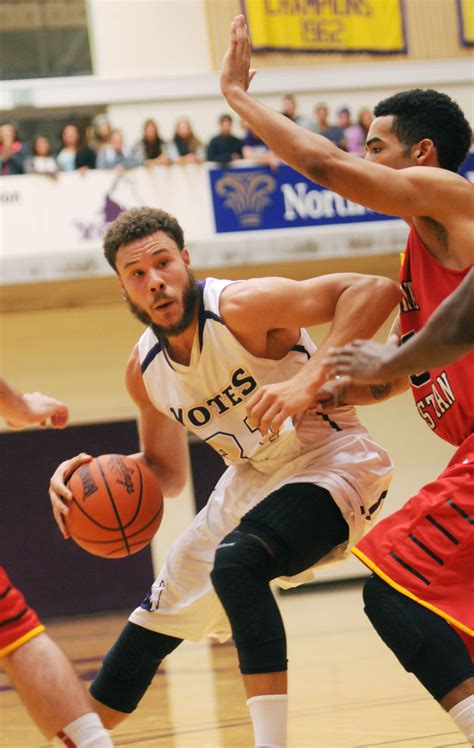 College of Idaho vs. Arizona Christian Men's Basketball | Photos | idahopress.com