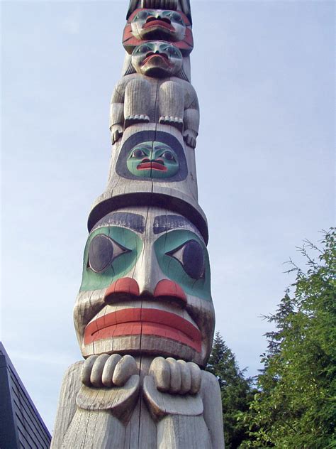 Native American Bear Totem Pole