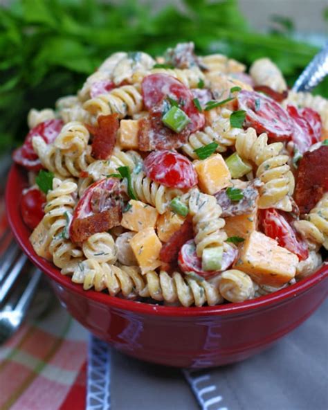 Bacon Tomato Pasta Salad - Southern Discourse