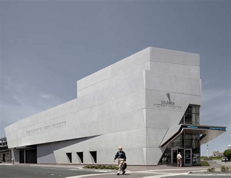 The National World War II Museum / Voorsanger Mathes LLC | ArchDaily