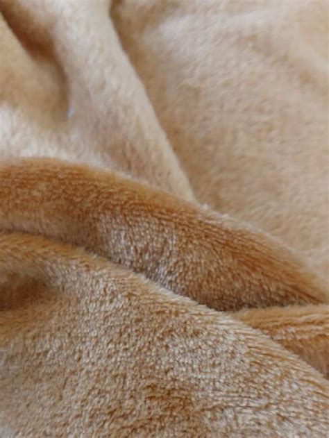 CORAL FLEECE RUST FLEECE FABRIC – DRESS FABRIC– Global Fabrics