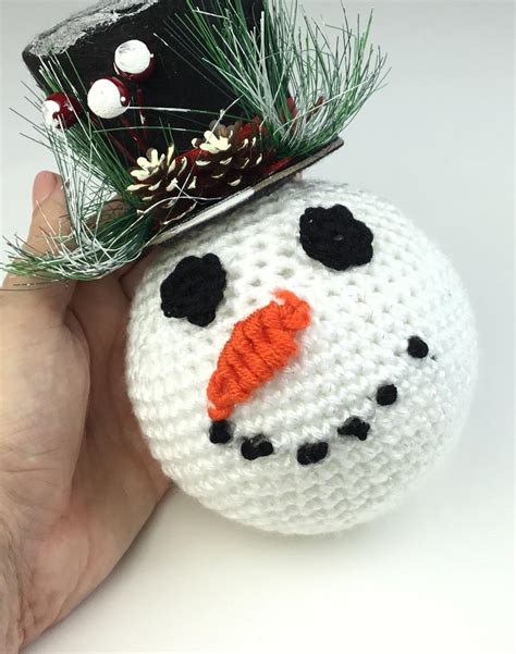 Snowman Ornament with Top Hat | AllFreeCrochet.com