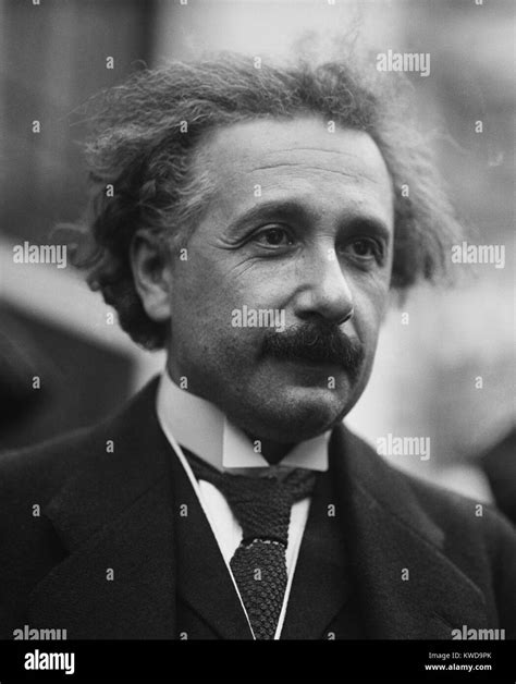 Einstein nobel 1921 hi-res stock photography and images - Alamy