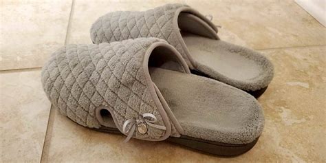 The Best Slippers with Arch Support - Foot Health Hub