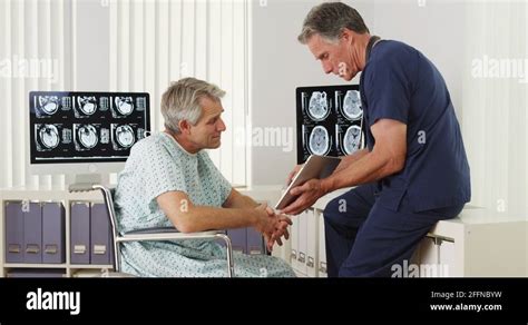 Dementia brain scans Stock Videos & Footage - HD and 4K Video Clips - Alamy