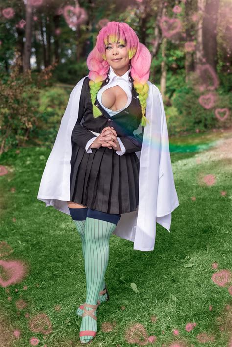 AllieCat Cosplay as Mitsuri Kanroji https://www.instagram.com/alliecatcosplay/ : r/DemonSlayerAnime