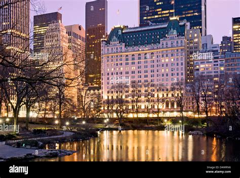 Plaza Hotel Midtown Manhattan Dusk Central Park Stock Photo - Alamy