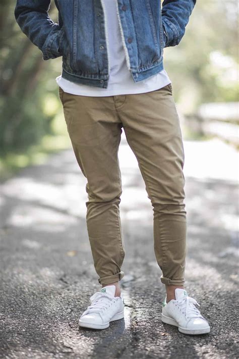 Khaki Pants Outfits Men