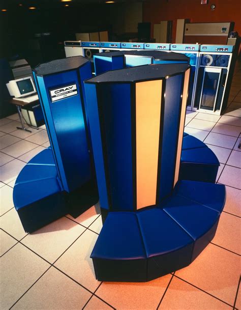 Cray-2 Supercomputer at NASA’s Glenn Research Center, 1989. [1280 x 1647] : r/MachinePorn