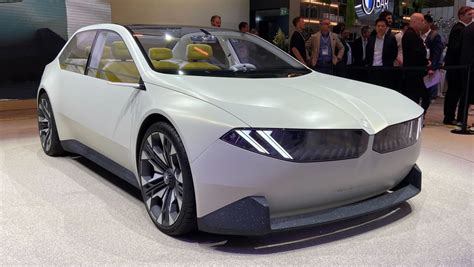 New BMW Vision Neue Klasse concept previews future 3 Series saloon | Auto Express