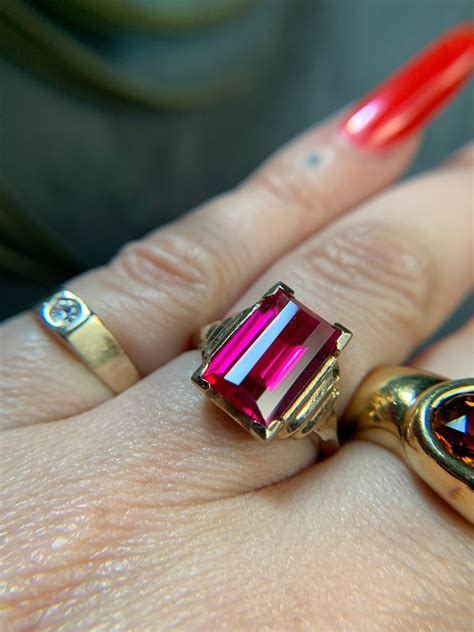 Vintage 10k Yellow Gold Ruby Ring