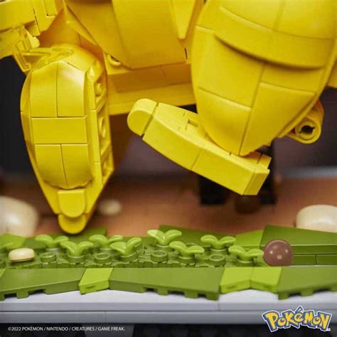 Mega bloks Mega Pokémon Motion Pikachu Construction Set Building Toys For Kids And Collectors ...