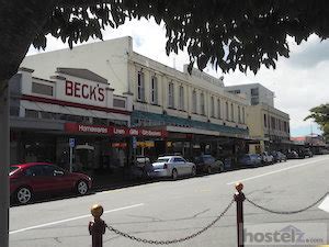 Backpacker Hostels in Greymouth from $10 | Compare Deals 2024