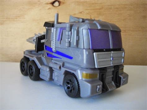 ChCse's blog: Toy Review: Transformers Generations Combiner Wars Motormaster