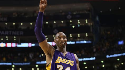 This Day In Lakers History: Kobe Bryant Scores 81 Points Against Raptors | Yardbarker