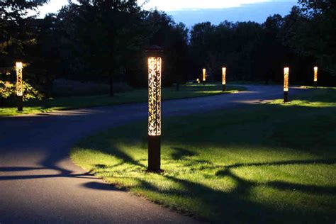 Attraction Lights Driveway Lighting: Project Study - Miller Residence - Attraction Lights