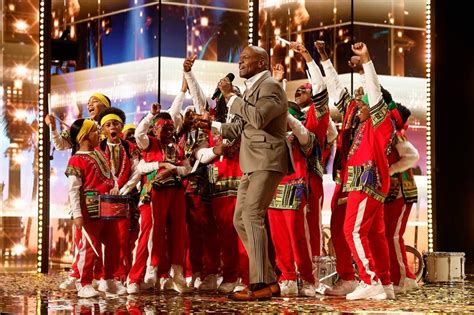 'AGT' Recap: Terry Crews Hits Golden Buzzer for Group of Young Performers