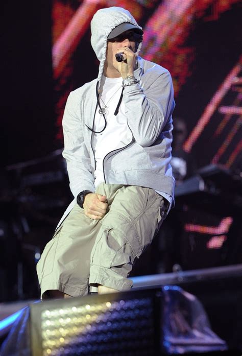 Eminem Picture 53 - Eminem Performs Live