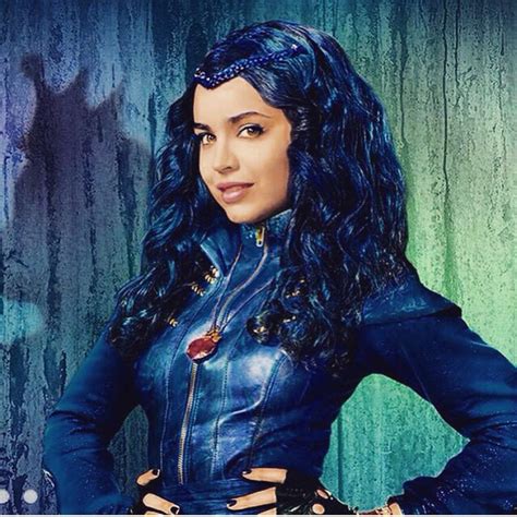 Disney's Descendants' Evie, Daughter of The Evil Queen - Disney Photo (38921923) - Fanpop