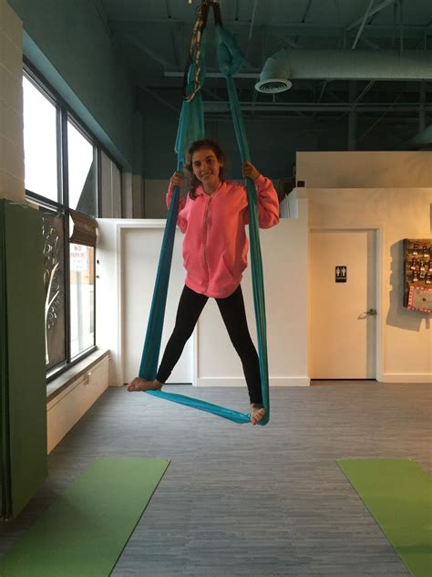 Kids Yoga Daily: Kids Aerial Yoga - Taking Flight!