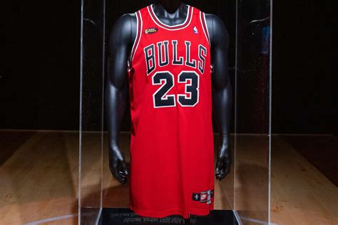 Michael Jordan Jersey From 1998 NBA Finals Sells for a Record $10.1M