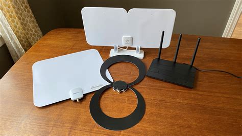 Best indoor TV antennas 2020: 7 great digital TV antennas for inside your home - Computer and ...