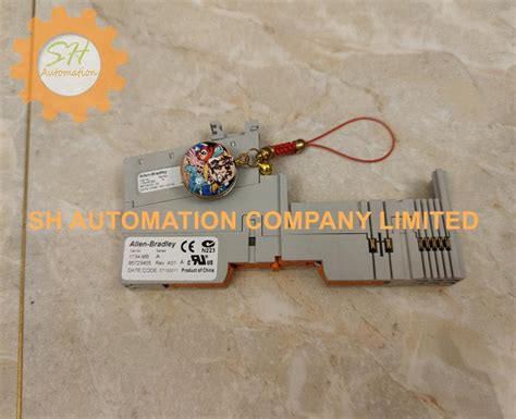 Allen Bradley 1756-OW16I digital output module