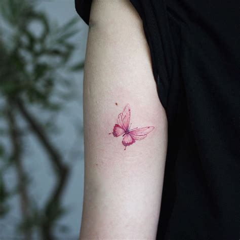 STUDIOBYSOL_vane on Instagram: “Pink Butterfly 💖🦋 - - - - #pink #butterflytattoo #팔타투 #나비타투 ...