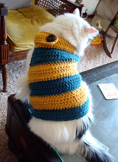 rabbit abby: huskaroo banded kitty sweater