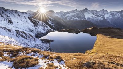 Heart lake, Sun rays, Mountain range, Glacier mountains, Snow covered, Sunrise, Clear sky, Landscape, Scenic, 5K