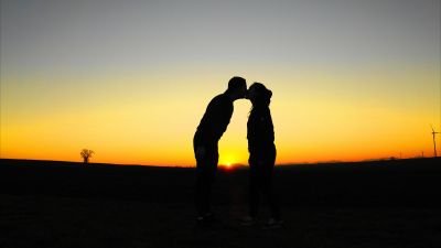 Kissing couple, Silhouette, Romantic, Evening sky, Sunset Orange, Clear sky, Horizon, Together, Lovers, 5K