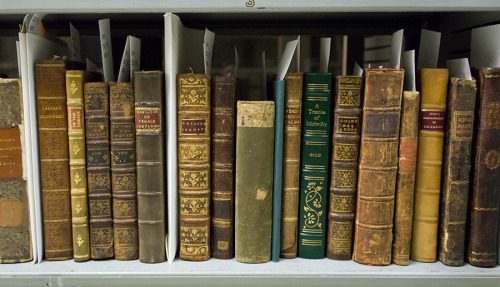 #LibraryShelfieDay!!Here are a few of the many shelves that hold books from the Lawrence D. and Betty Jeanne Longo Collection of Reproductive Biology, a collection of rare books, pamphlets, manuscripts, and reference works spanning the late 15th to...