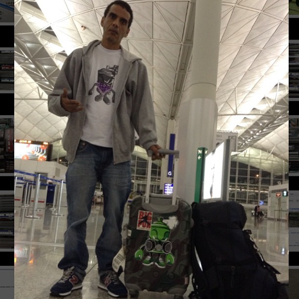 I’m out…
16 hour flight to London …
Ready for street art fun:)
Www.krylon gallery.com
Aerosol...