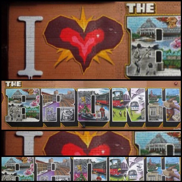 “I ❤ THE BRONX”
Classic New York City
Birth place of hiphop ..
street art / mural kingz..
TATs cRu …
Limited edition joints
Www krylon gallery com..
#streetart #graffiti #graffitiart #aersol #magic #spraypaint...