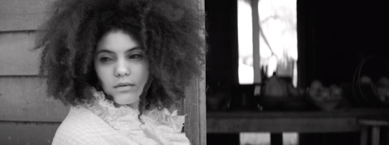 raebeeslovesblank:
“ Lisa-Kaindé Diaz of IBEYI In LEMONADE
”