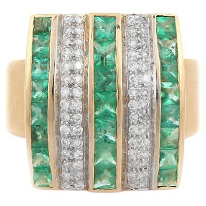 18K Yellow Gold Emerald and Diamond Wedding Ring