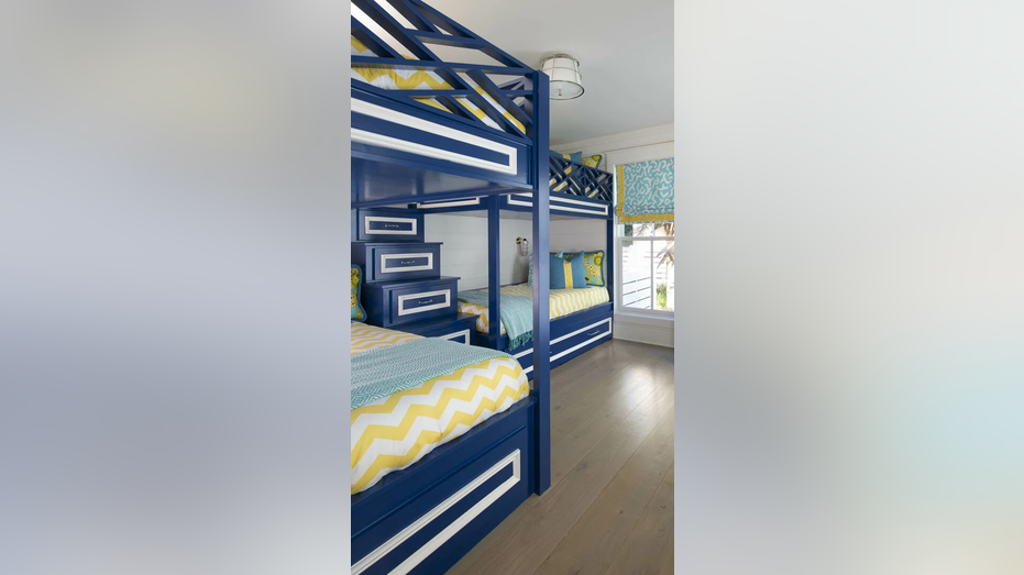 Bunk bed room