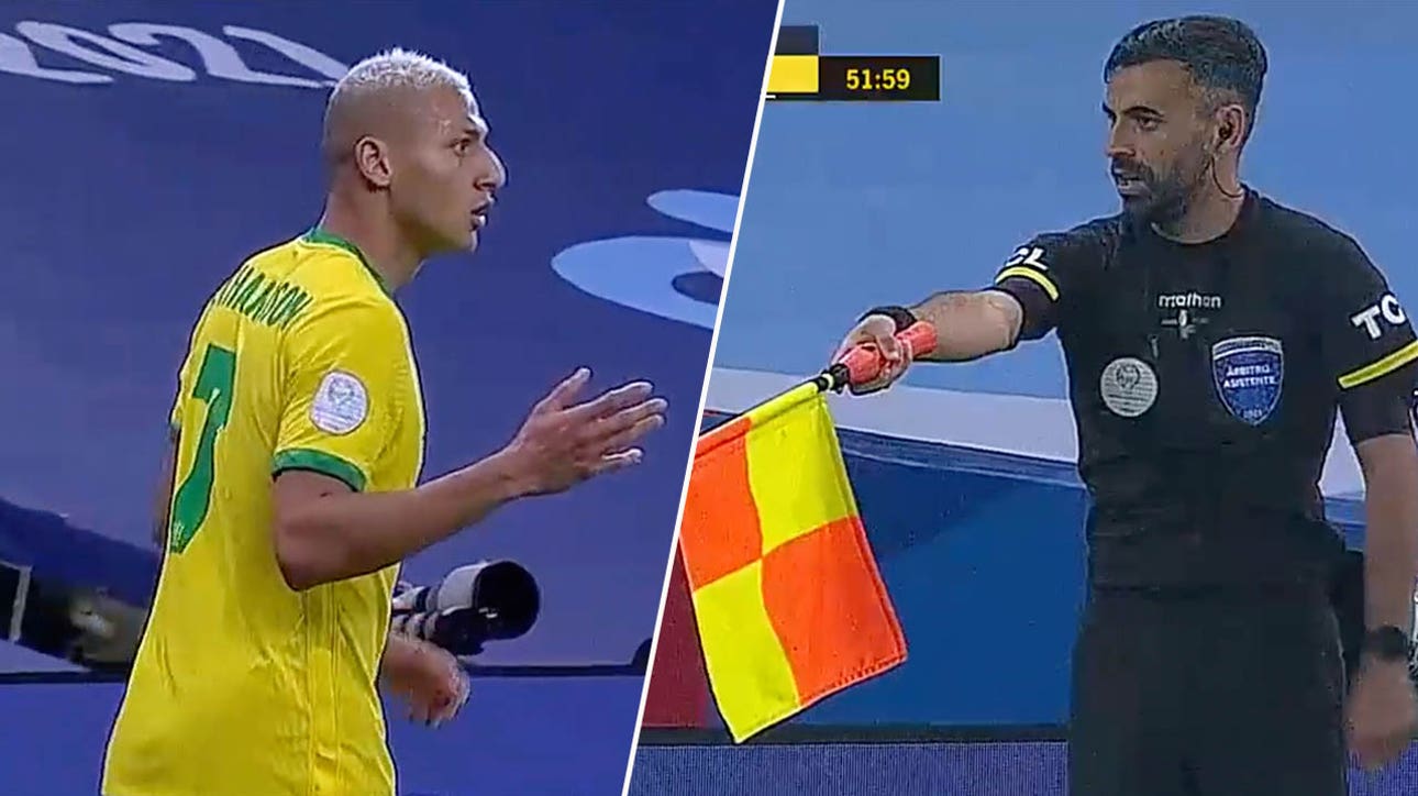 Neymar, Richarlison shut out by offsides call, Emiliano Martinez save