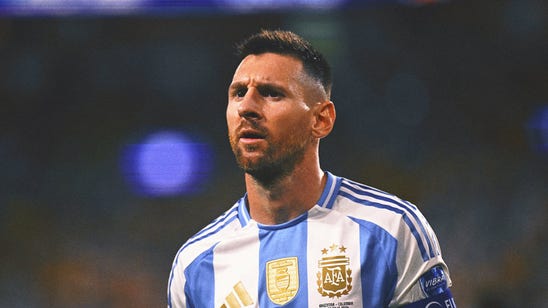 Lionel Messi asked to apologize for Argentina players' racist chant