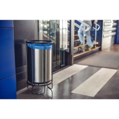 Lixeira Cesena em Aço Inox com Acabamento Scotch Brite 65 L Tramontina