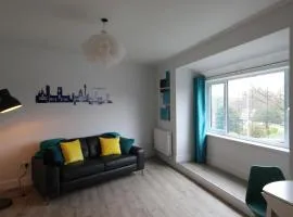 2 Serviced Apartments in Childwall-South Liverpool - Each Apartment Sleeps 6