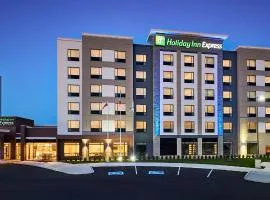 Holiday Inn Express Niagara-On-The-Lake, an IHG Hotel