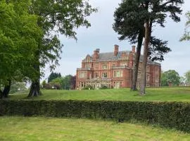 Rossington Hall