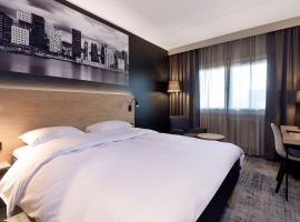 Park Inn by Radisson Oslo Airport Hotel West，位于加勒穆恩的酒店