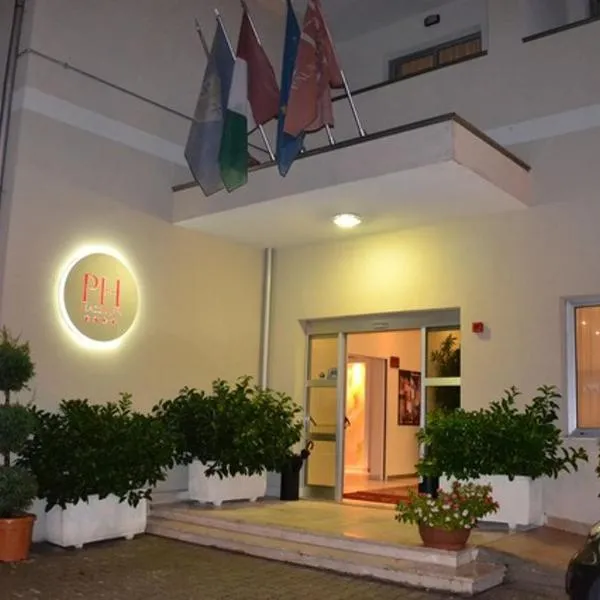 Hotel Palace Gioia Tauro，位于焦亚陶罗的酒店