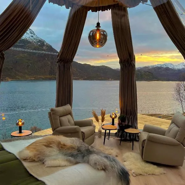 Lofoten glampingdome，位于苏特兰的酒店