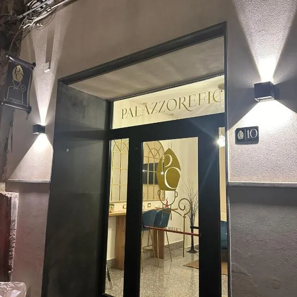 PALAZZOREFICI，位于那不勒斯的酒店