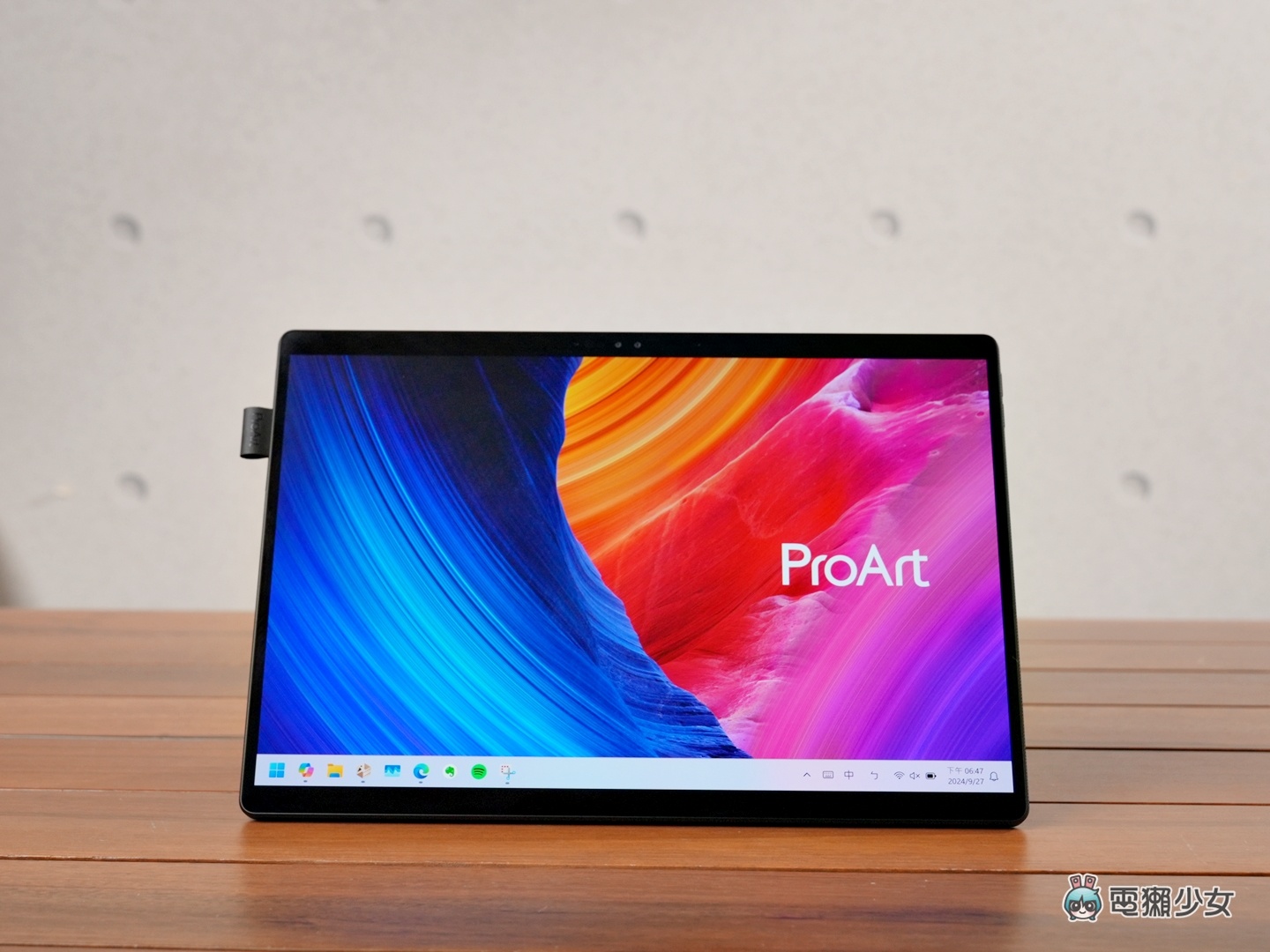 二合一創作者筆電好用？ASUS ProArt PZ13 戶外型 Copilot+ PC、高通處理器還有華碩獨家 AI 軟體，創作．就此開始！